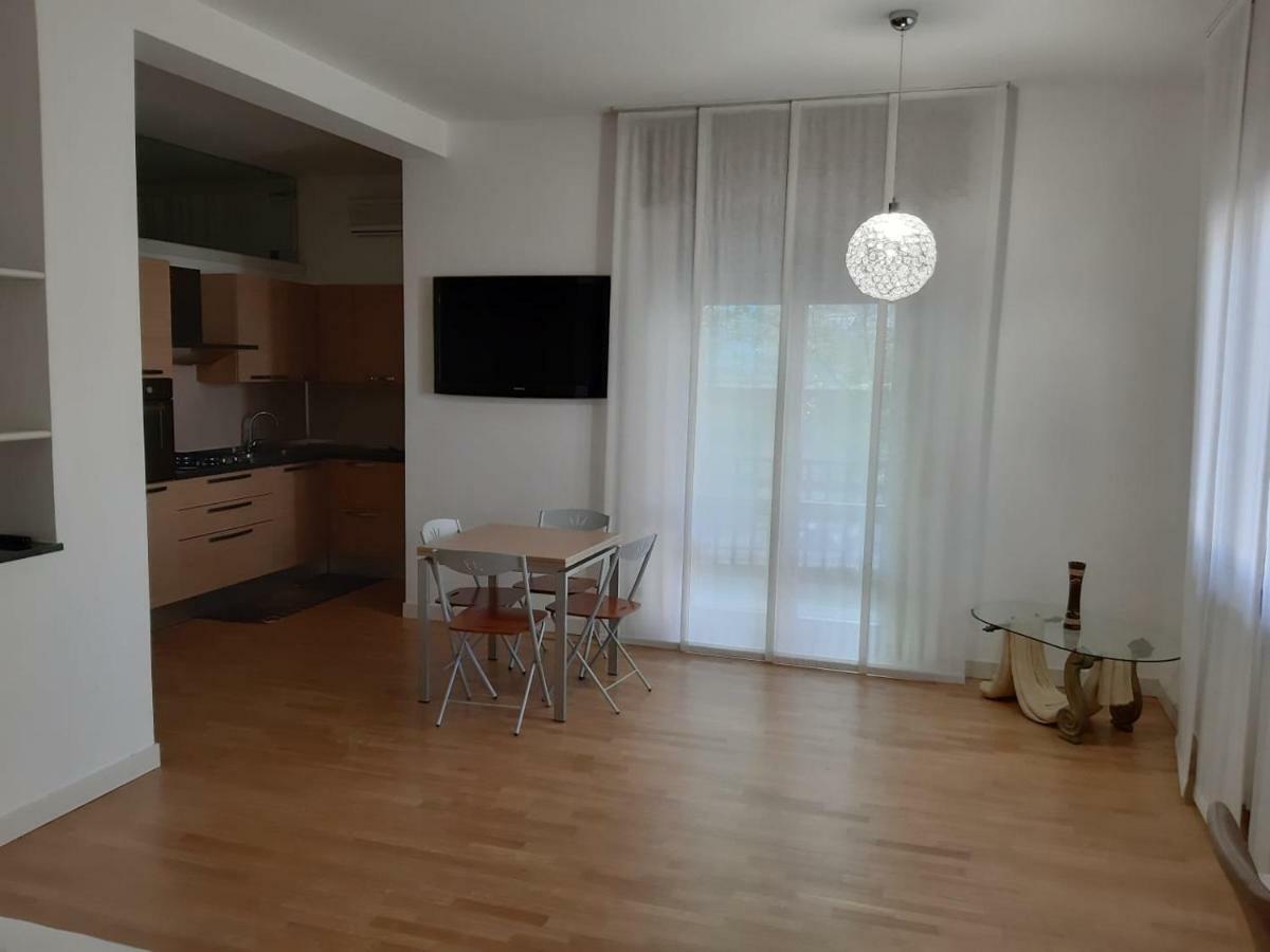 Residenza Villa Cristalli Piacenza Exterior foto
